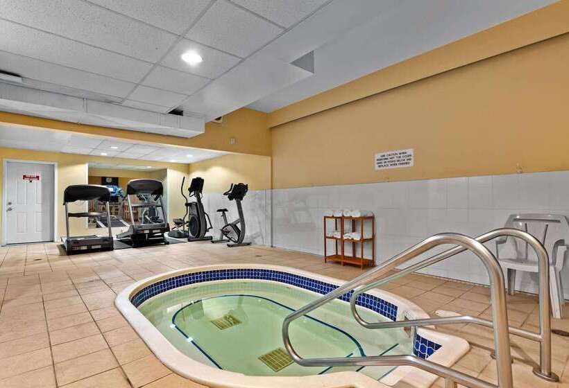 בית מלון כפרי Coast Fraser Inn