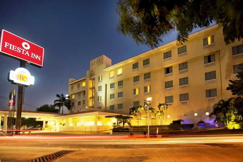 ホテル Fiesta Inn Ciudad Del Carmen