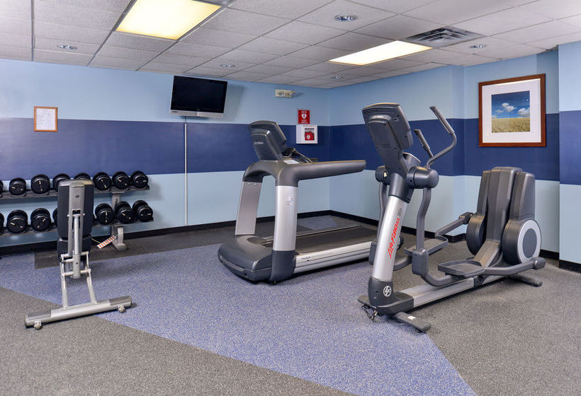 בית מלון כפרי Quality Inn Oklahoma City Airport