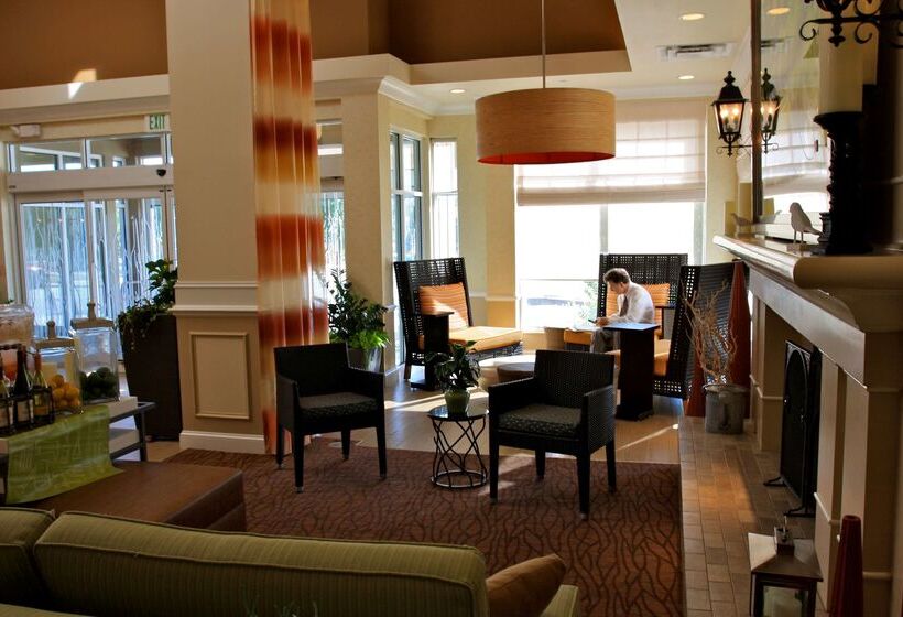 هتل Hilton Garden Inn Albany