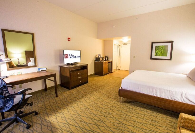 בית מלון כפרי Hilton Garden Inn State College
