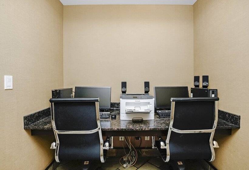 Holiday Inn Express Hotel & Suites   Slave Lake, An Ihg