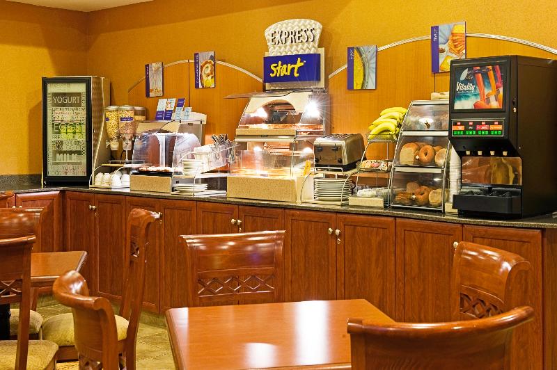 فندق Holiday Inn Express Grande Prairie, An Ihg