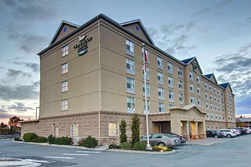 فندق Homewood Suites By Hilton Sudbury