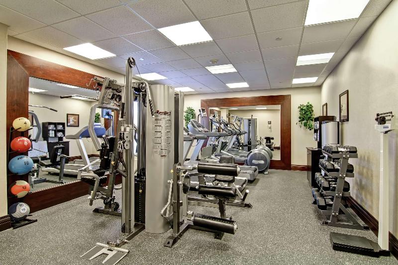 فندق Homewood Suites By Hilton Sudbury