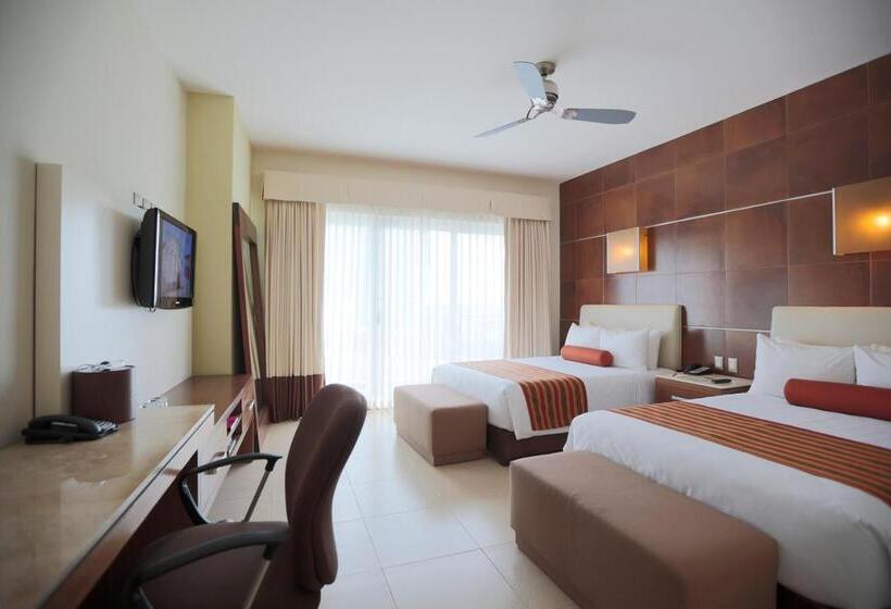 ホテル Krystal Urban Cancun & Beach Club