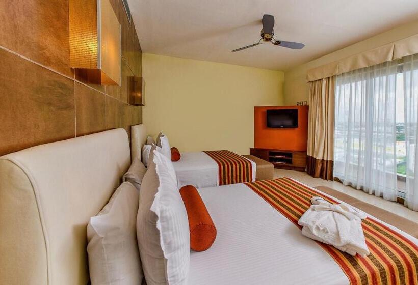 ホテル Krystal Urban Cancun & Beach Club