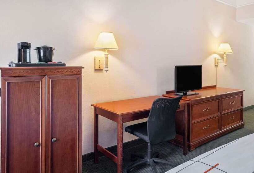 בית מלון כפרי La Quinta Inn And Suites Fort Myers I75