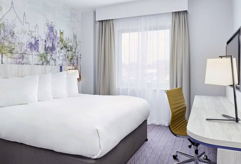 בית מלון כפרי Leonardo Exeter