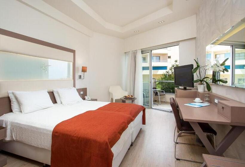 هتل Pegasos Deluxe Beach