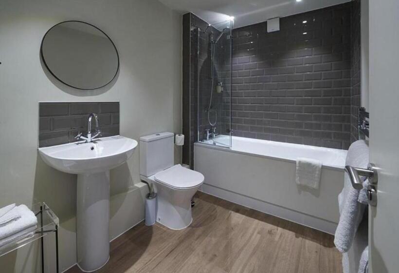 فندق The Swan At Forest Row