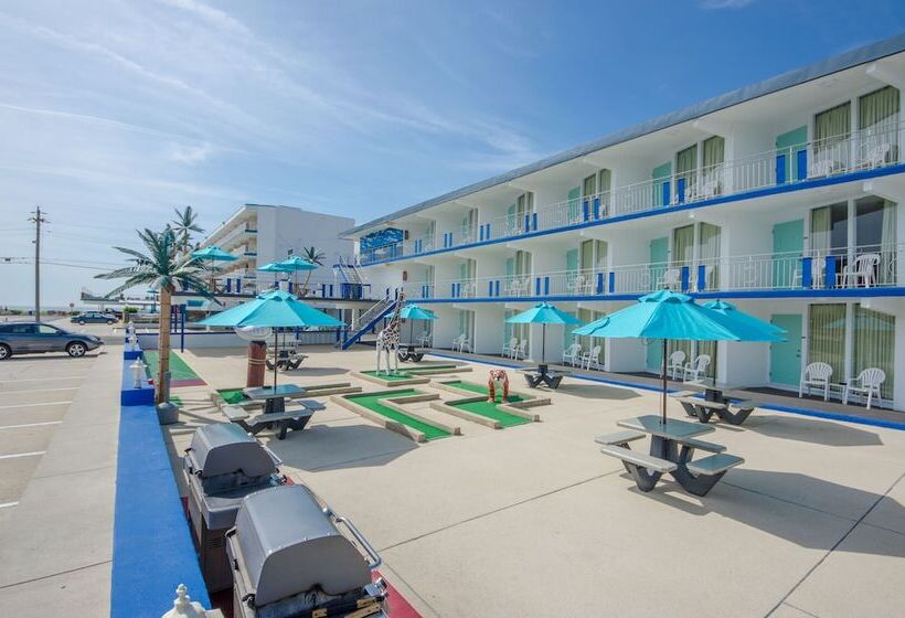 مُتل Compass Family Resort