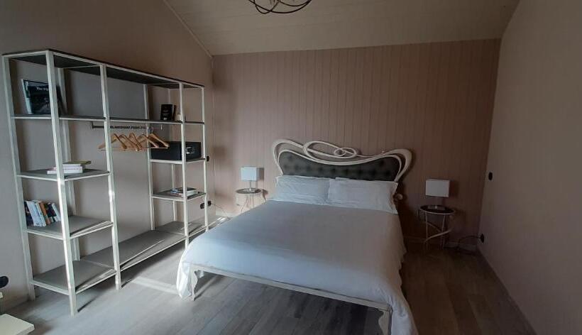 פנסיון Casale Raffaello B&b Como