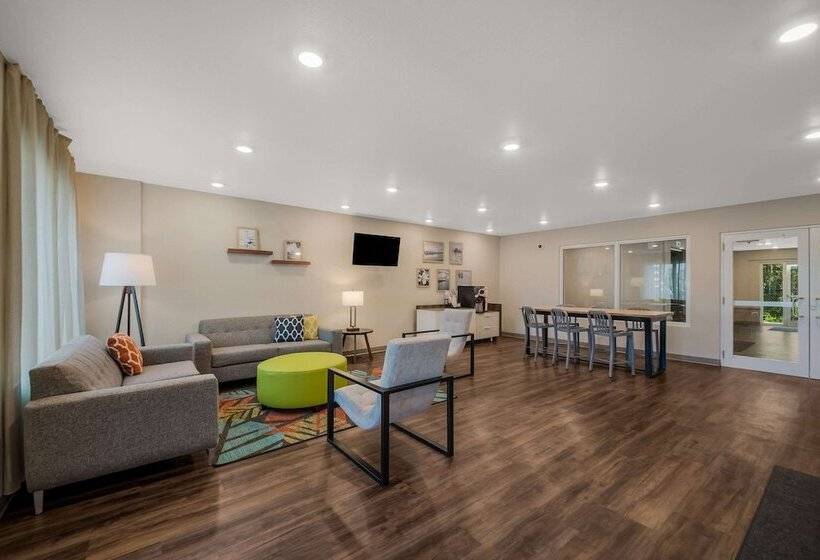 Отель Woodspring Suites Wesley Chapel Tampa