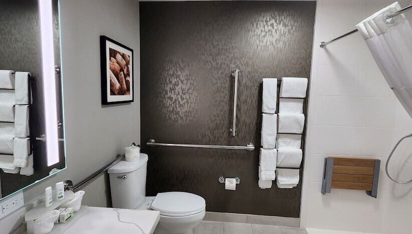 בית מלון כפרי La Quinta Inn & Suites By Wyndham Yakima Downtown