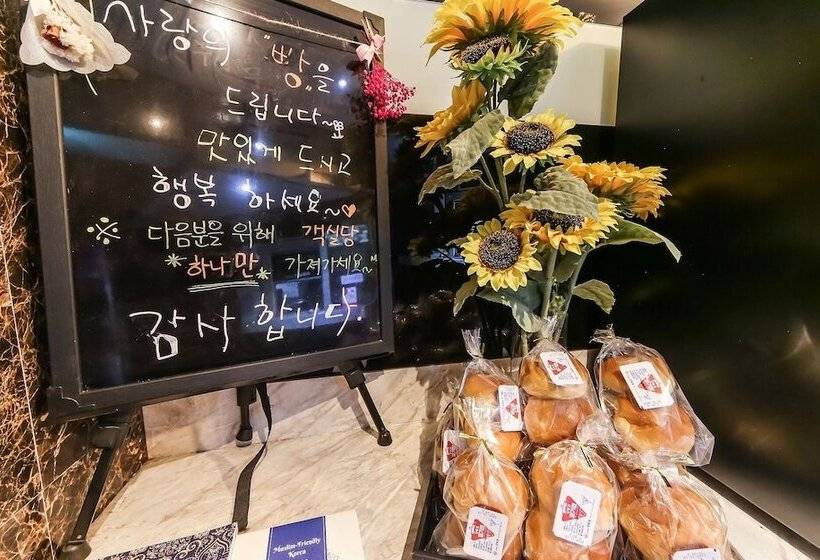 فندق على الطريق Gimhae Buwondong Cloud Nine