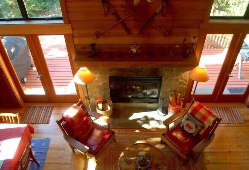 Mt Baker Lodging Cabin 44 Sleeps 6