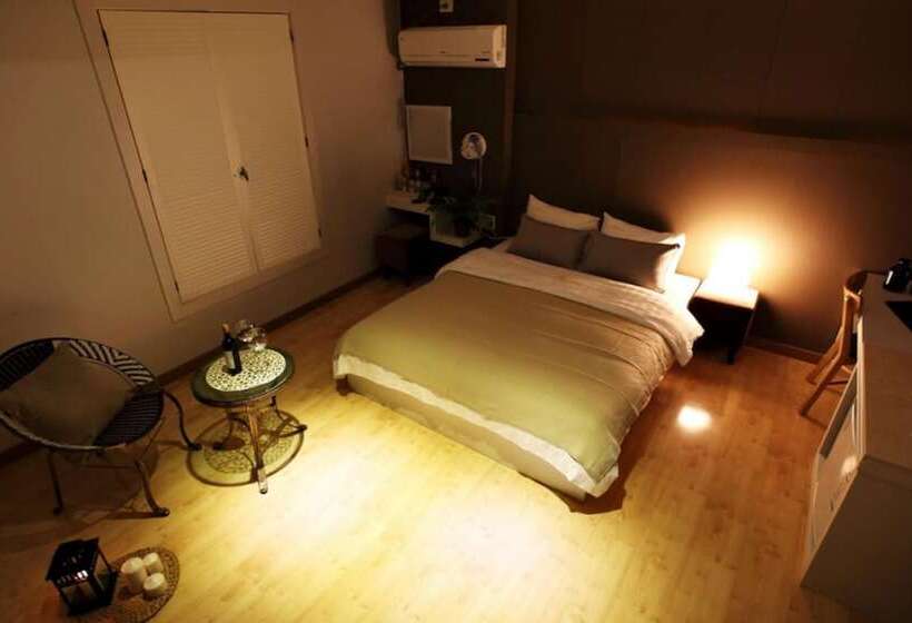 Namwon River Motel