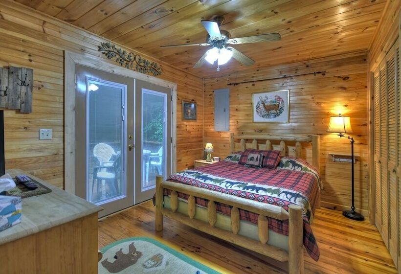 Snuggle Inn