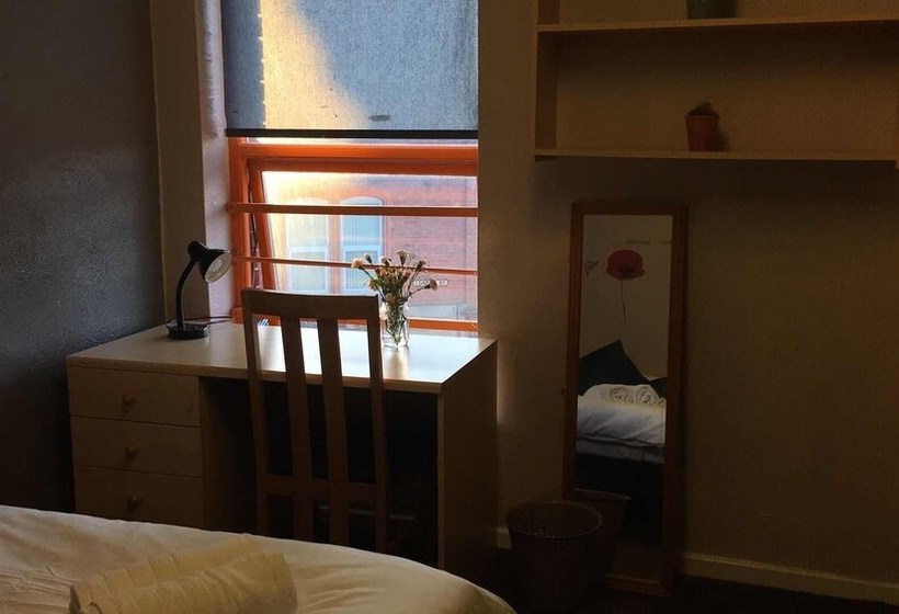 הוסטל Victoria Building