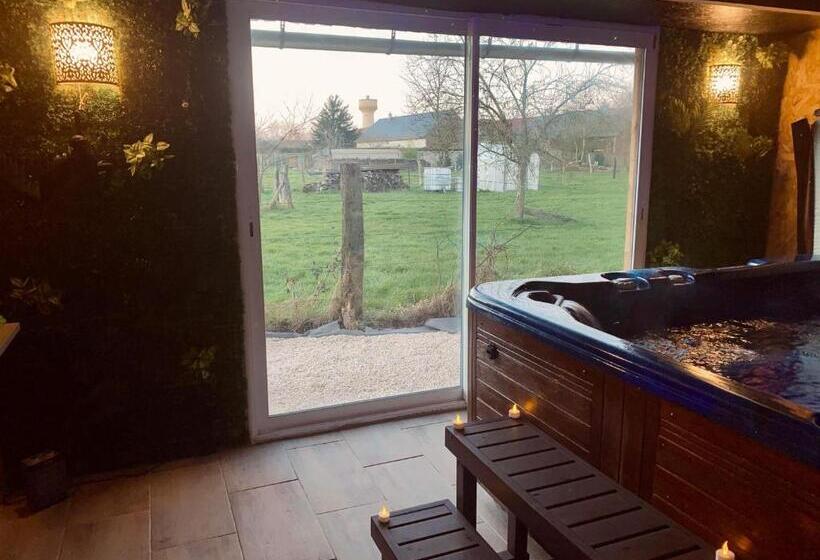 مبيت وإفطار Chambre Avec Spa Privé