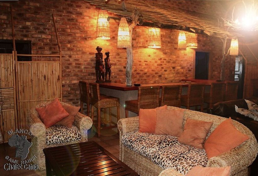 ホテル Blanco Hunting Safaris Game Ranch