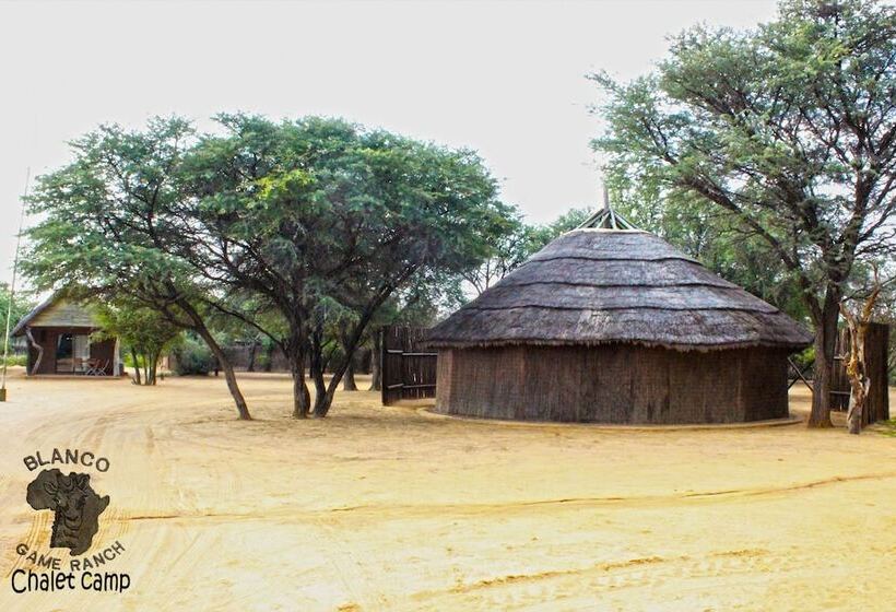 ホテル Blanco Hunting Safaris Game Ranch