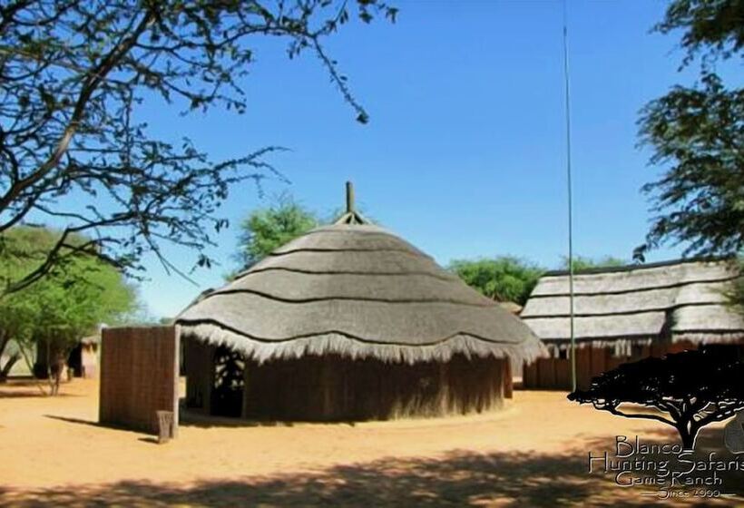 ホテル Blanco Hunting Safaris Game Ranch