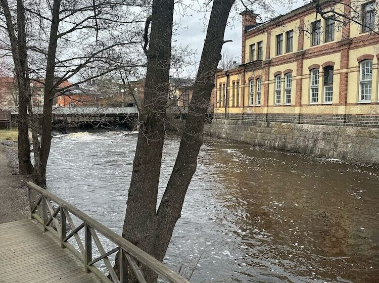 هتل L Gillet I Koping