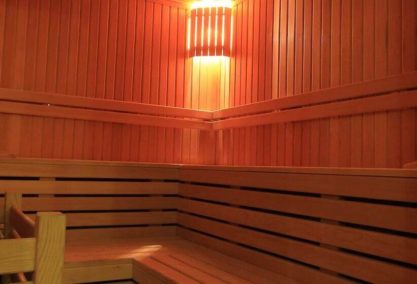 בית מלון כפרי Naskon Sapphire Resort Thermal & Spa