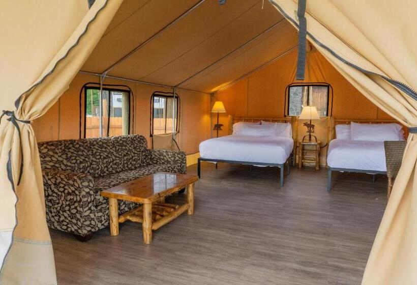 Отель Teton Peaks Resort