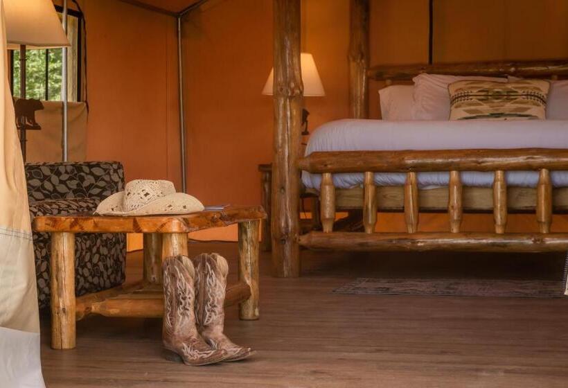 Отель Teton Peaks Resort
