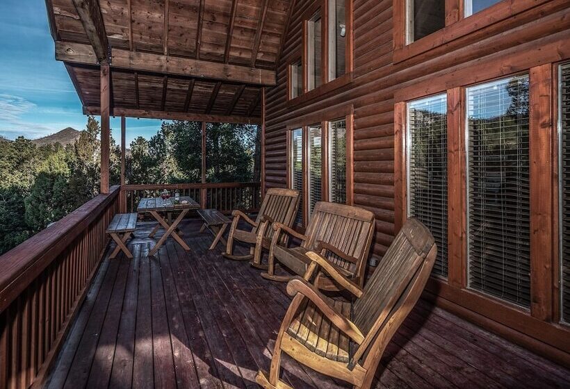 Wine N Pines