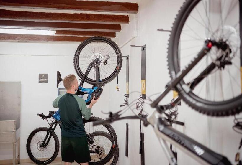 פונדק Fonda Can Fasersia