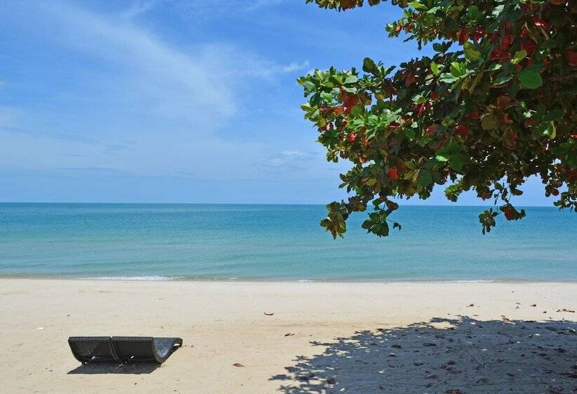 هتل Aava Resort and Spa