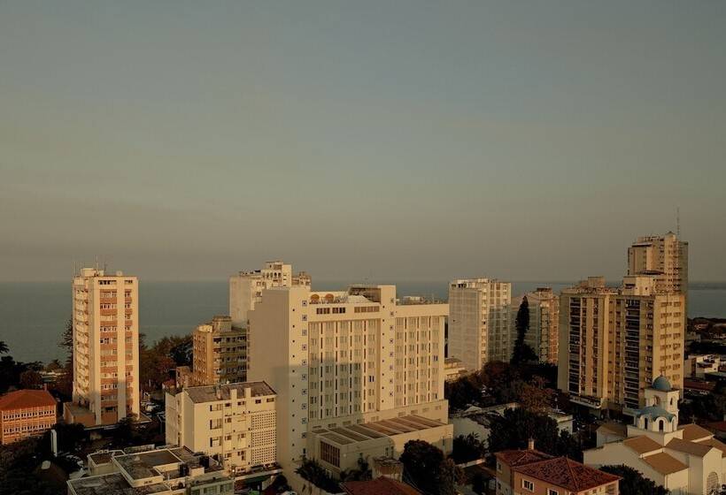 فندق Avenida