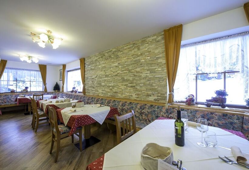 هتل Chalet Pineta Relax Location
