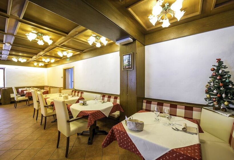 هتل Chalet Pineta Relax Location