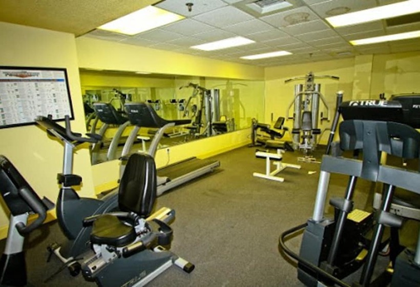 בית מלון כפרי Club Wyndham Seawatch Resort