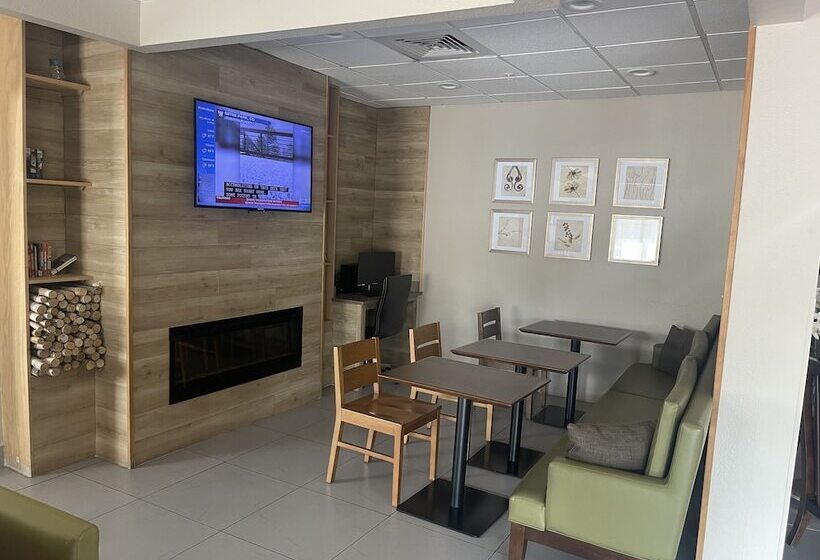 Отель Country Inn & Suites By Radisson, Midway   Tallahassee West