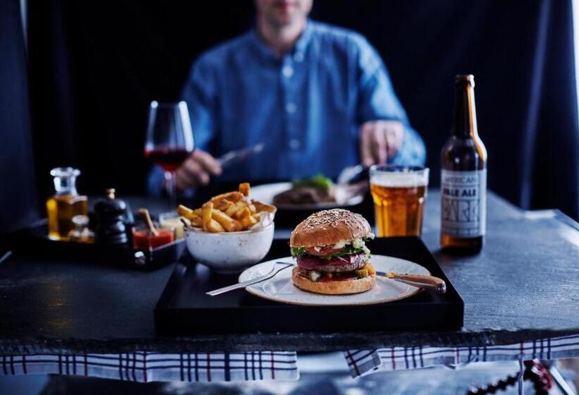 ホテル Crowne Plaza Copenhagen Towers, An Ihg