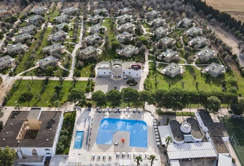 Отель Dolmen Sport Resort