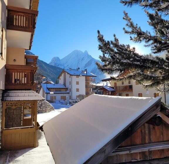 هتل Garni B&b Mozart Nesthouse