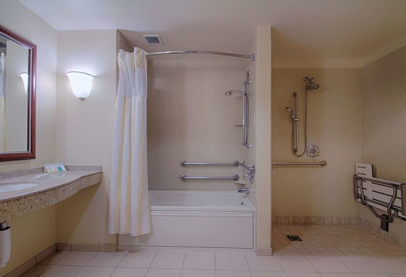 هتل Hilton Garden Inn Las Vegas Strip South
