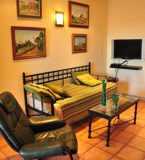 בית מלון כפרי Hostal Real