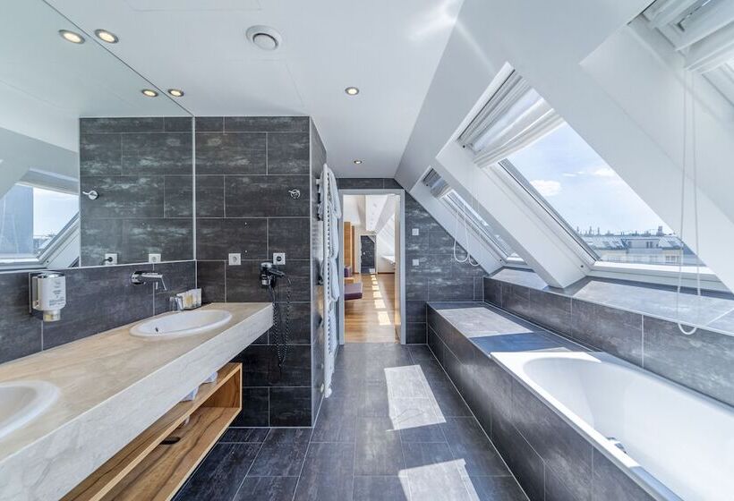 فندق Pakat Suites