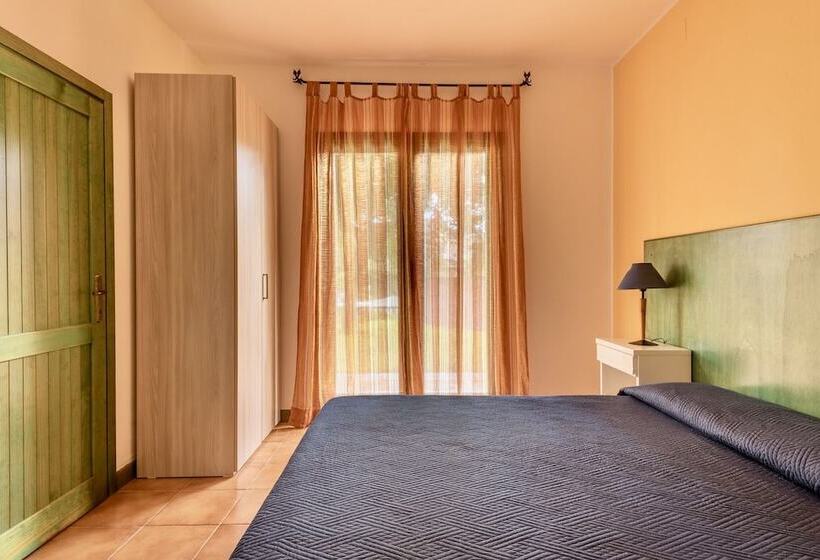 هتل Residence I Mirti Bianchi
