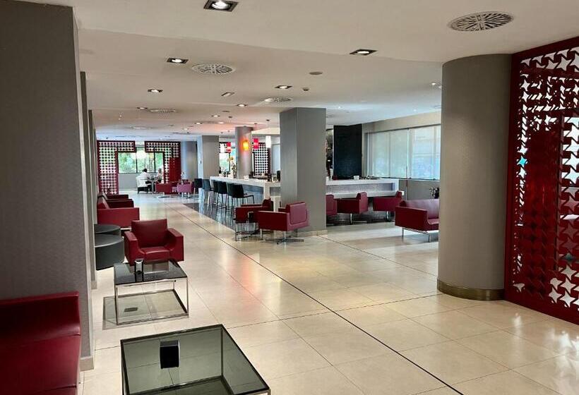 هتل Turia Granada