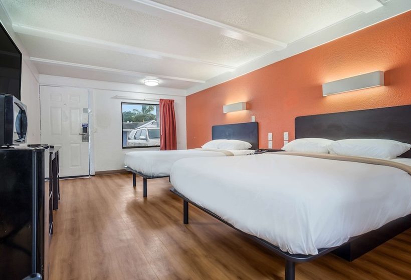 Motel 6 Fort Myers, Fl