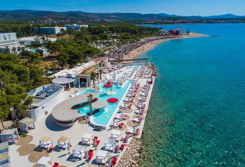 ホテル Amadria Park Deluxe Mobile Homes